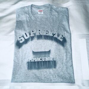 NWT Supreme Shadow Tee